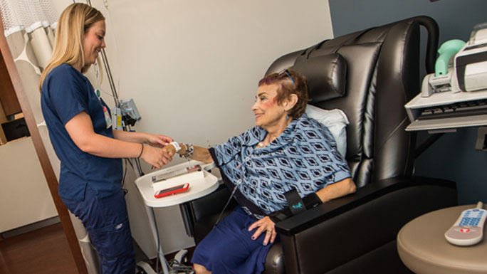 Chemotherapy suite at Orland Park location