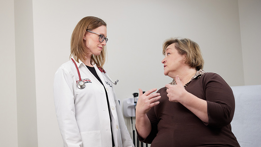 Dr. Jablonski evaluating a lung diseases patient