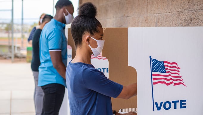 People voting
