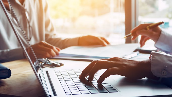 Uchicago Medicine Vanderbilt University Medical Center And Rti International Partner To Develop Chronic Pain Management Tools Uchicago Medicine