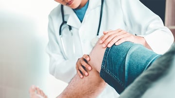 Stock knee pain patient