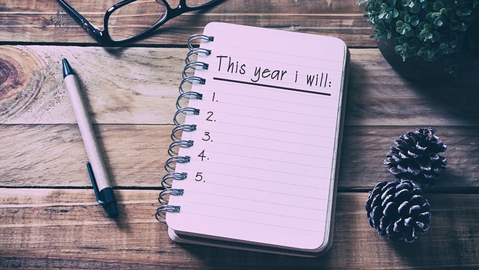 Making new years resolutions and keeping them