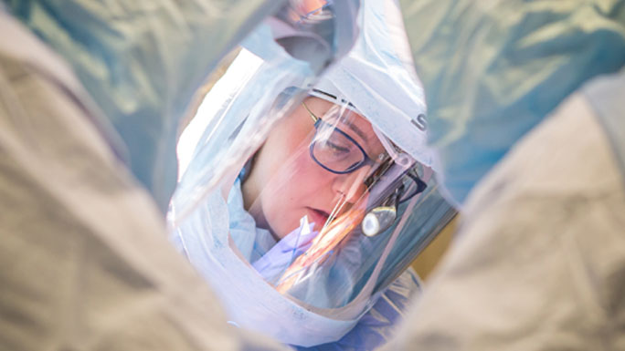 Orthopaedic surgeon Tessa Balach, MD, in surgery