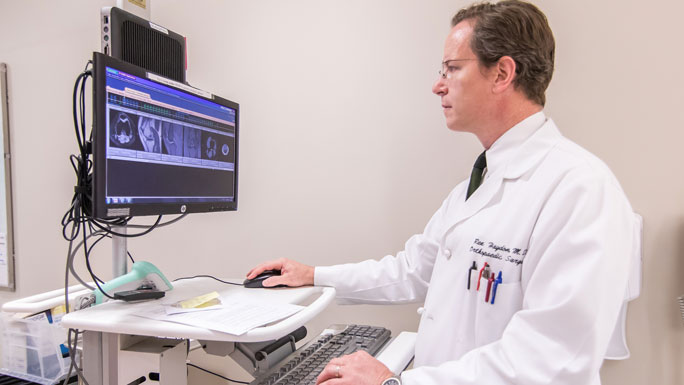 Orthopaedic surgeon Rex Haydon, MD