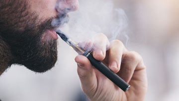 Man using vape tool