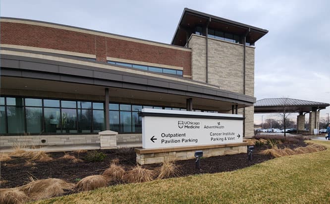 UChicago Medicine AdventHealth Cancer Institute - Hinsdale