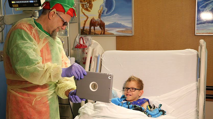 Comer patients videochat with Santa